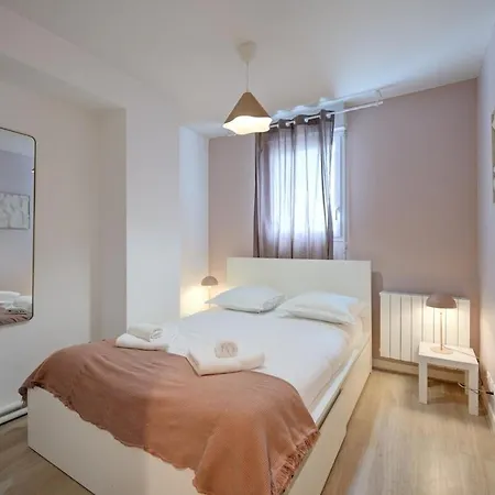 Apartman Grand Hyper Centre,4 Chambres, Parking *