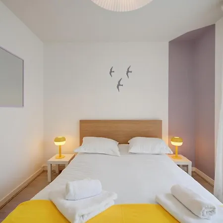 Lägenhet Grand Hyper Centre,4 Chambres, Parking