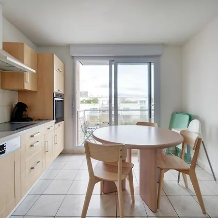 Grand Hyper Centre,4 Chambres, Parking *