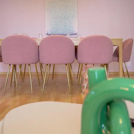 Lägenhet Grand Hyper Centre,4 Chambres, Parking