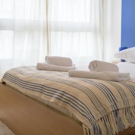 Lägenhet Grand Hyper Centre,4 Chambres, Parking *