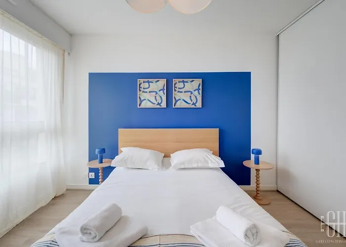 Apartament Grand Hyper Centre,4 Chambres, Parking Tours