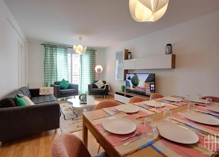 Grand Hyper Centre,4 Chambres, Parking Apartman