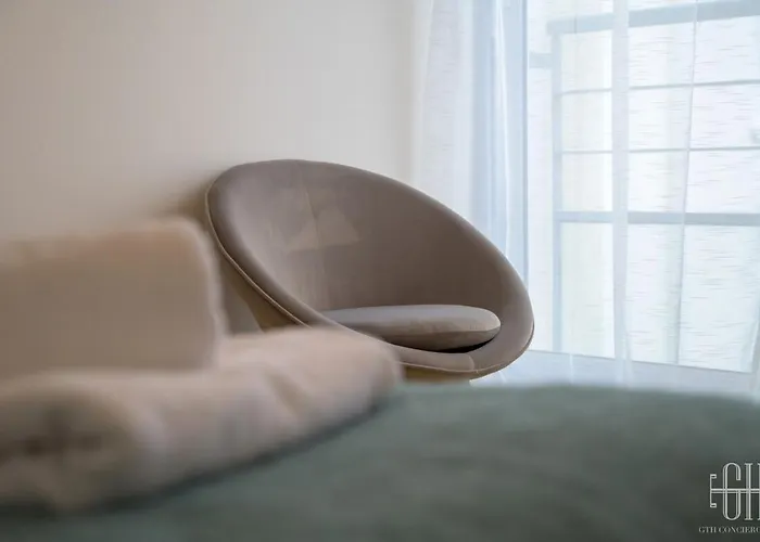 Grand Hyper Centre,4 Chambres, Parking * Tours