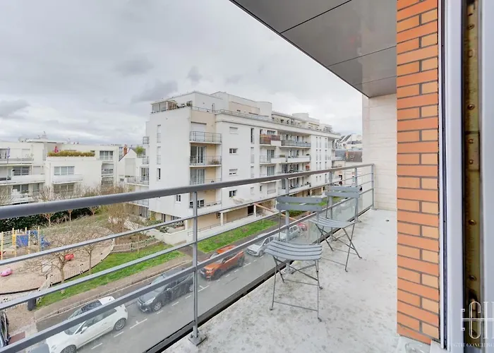 Grand Hyper Centre,4 Chambres, Parking * Tours