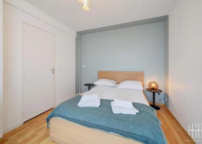 Grand Hyper Centre,4 Chambres, Parking Tours