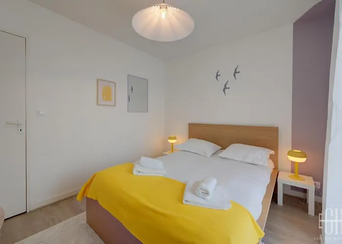 Grand Hyper Centre,4 Chambres, Parking